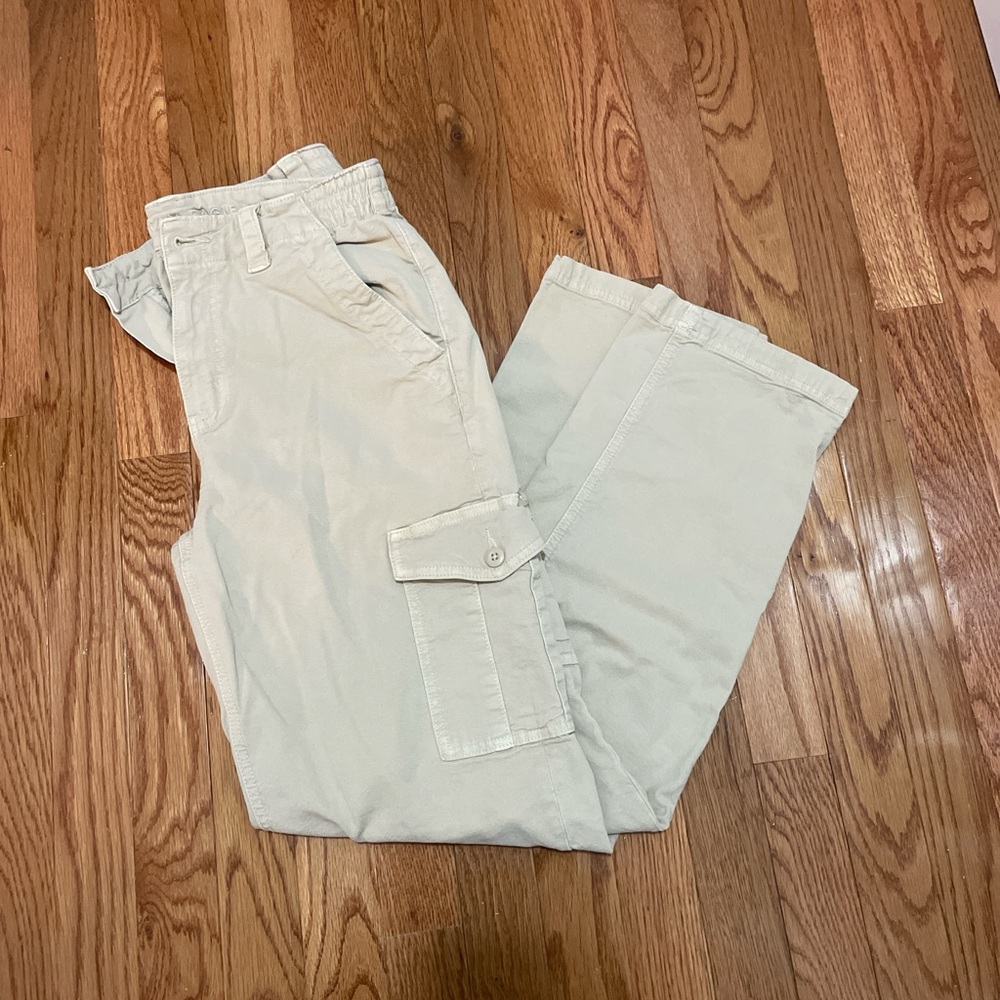 American Eagle Outfitters Light Tan Cargo Pants
